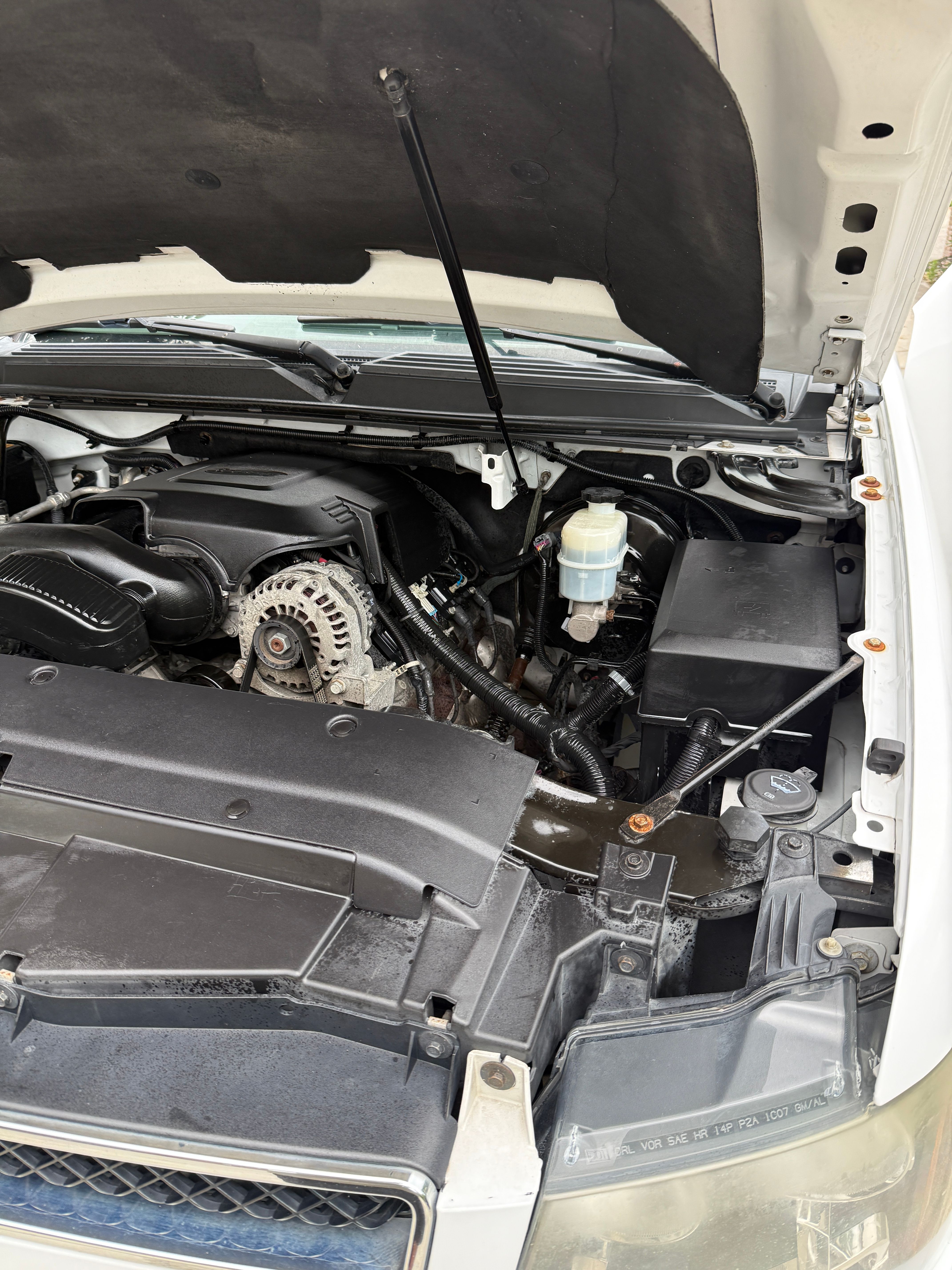 Used 2013 Chevrolet Suburban LT RWD image 21