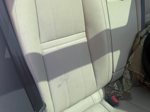 Used 2021 Land Rover Range Rover Velar S image 6