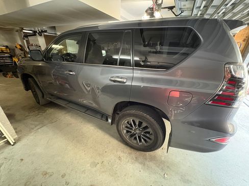 Used 2021 Lexus GX 460 Premium image 9