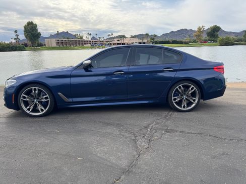 Used 2018 BMW M550i xDrive image 5