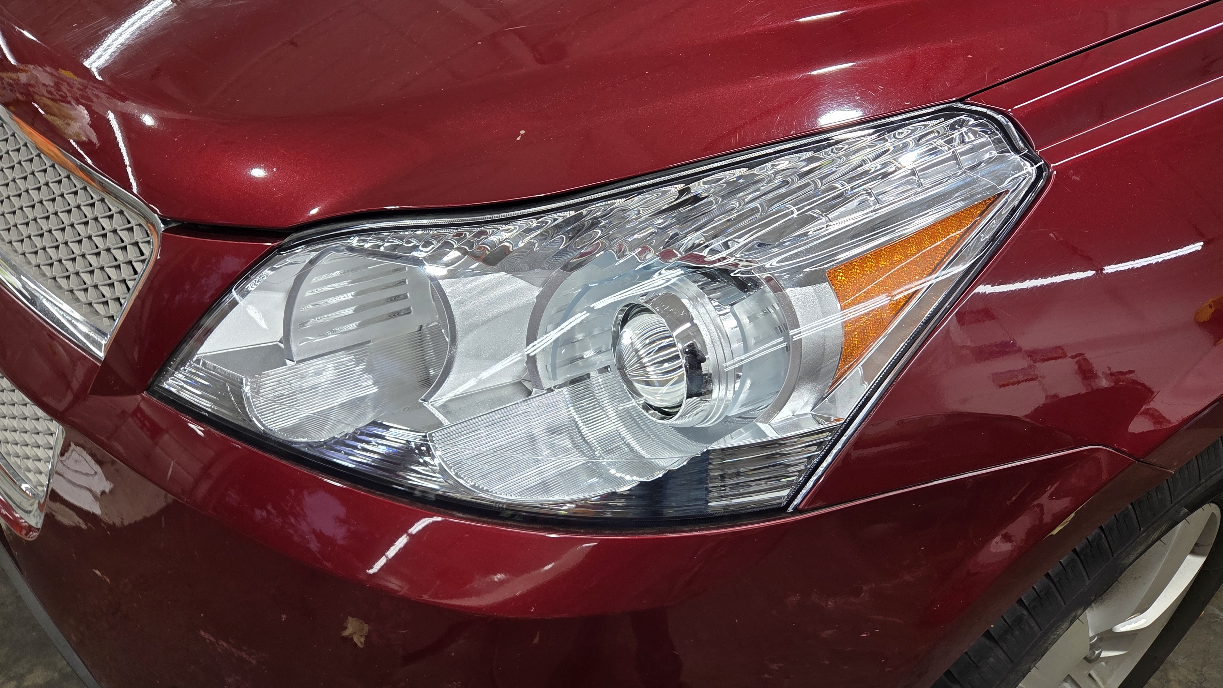 Used 2011 Chevrolet Traverse LTZ AWD/4WD image 5