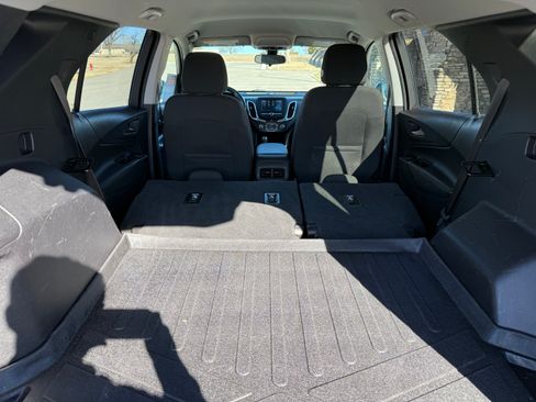 Used 2018 Chevrolet Equinox LT image 29