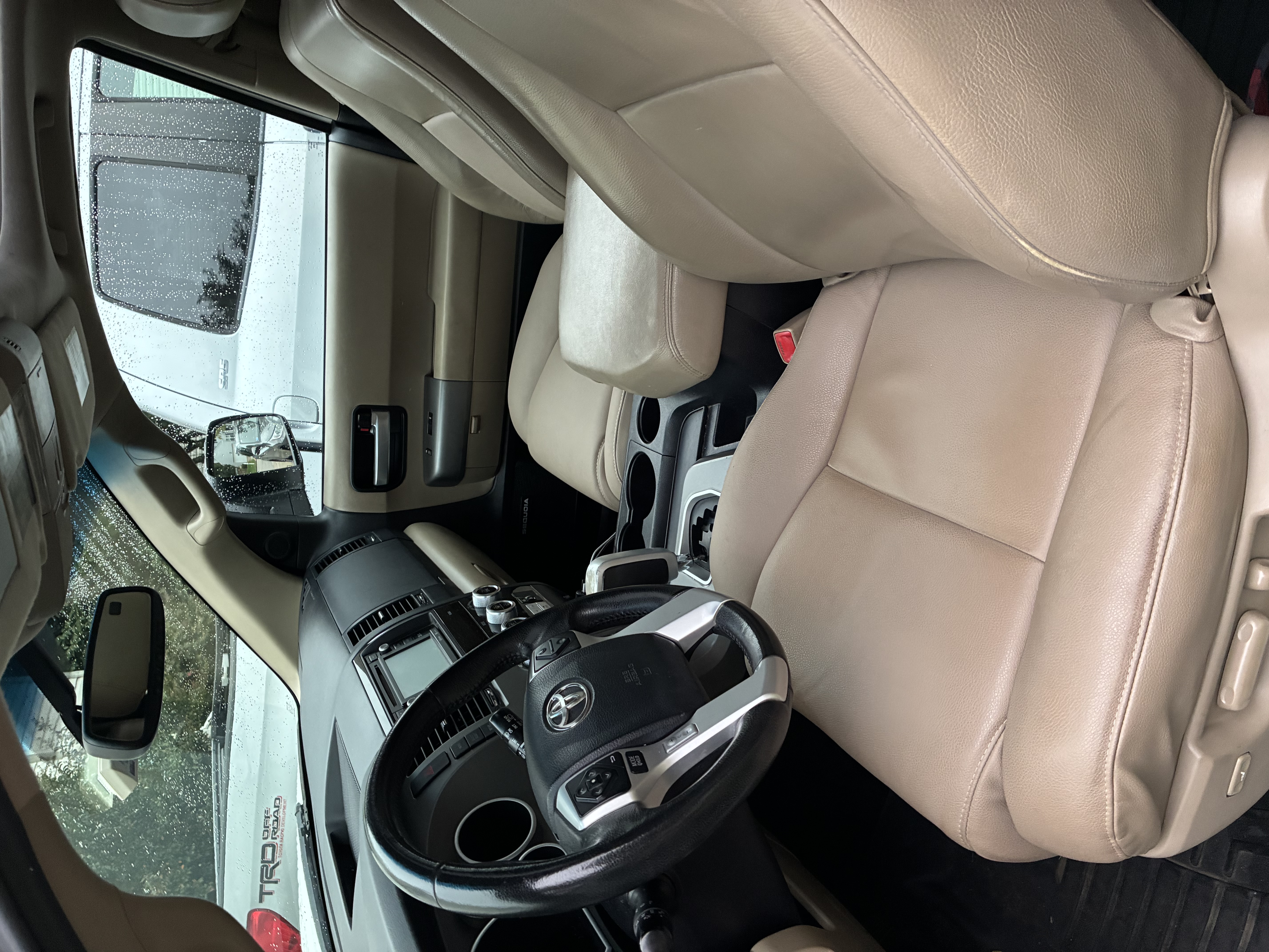 Used 2016 Toyota Sequoia Limited RWD image 9