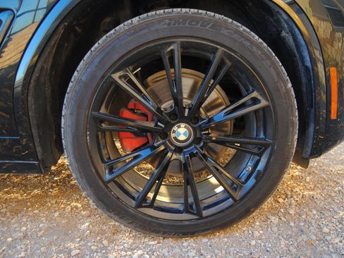 Used 2020 BMW X4 xDrive30i w/ M Sport Package 2 image 4