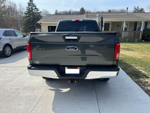 Used 2015 Ford F150 XLT w/ Equipment Group 301A Mid image 8