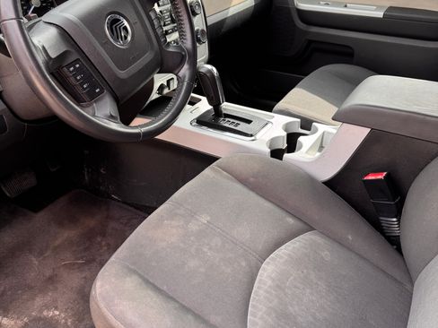 Used 2011 Mercury Mariner 2WD w/ 101A Rapid Spec Order Code image 6