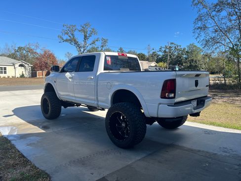 Used 2016 RAM 2500 Laramie w/ Sport Appearance Group image 5