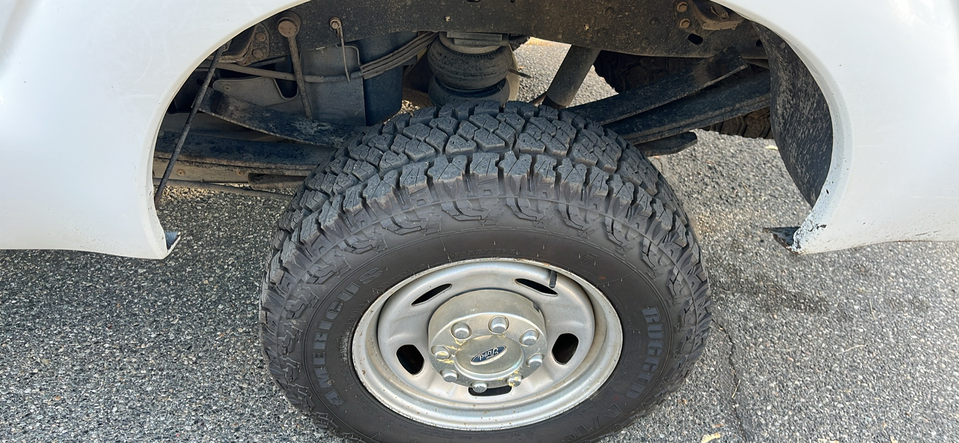 Used 2015 Ford F250 XL w/ Power Equipment Group AWD/4WD image 19