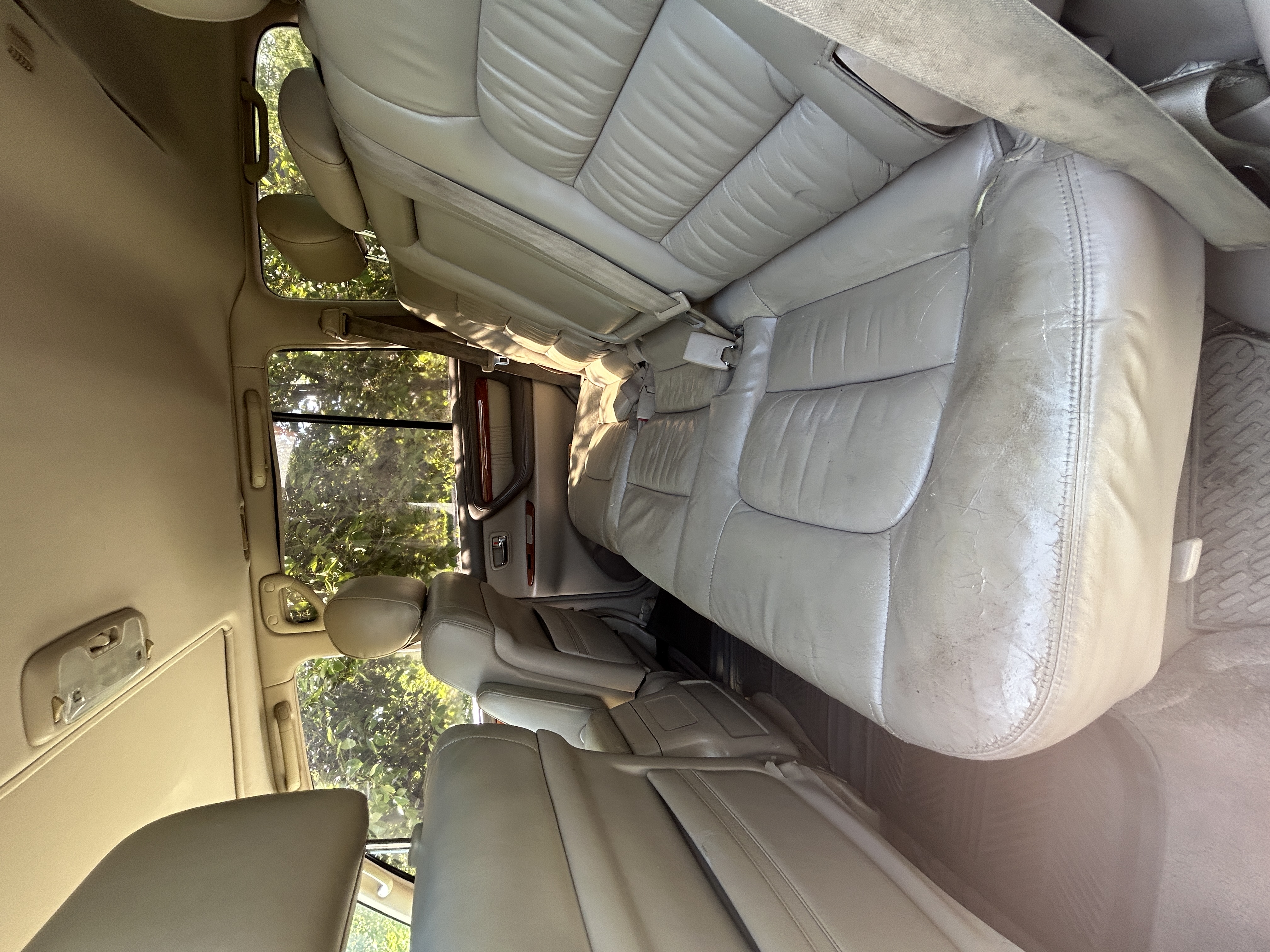 Used 2000 Lexus LX 470 4WD image 12