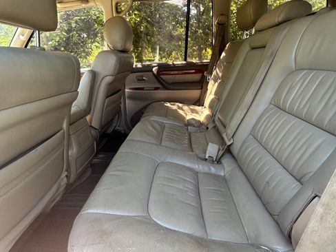 Used 2000 Lexus LX 470 4WD image 12