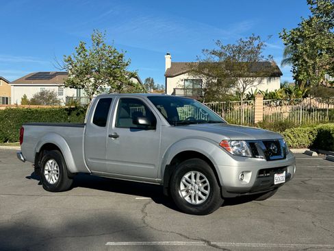 Used 2016 Nissan Frontier SV w/ SV Value Truck Package image 1