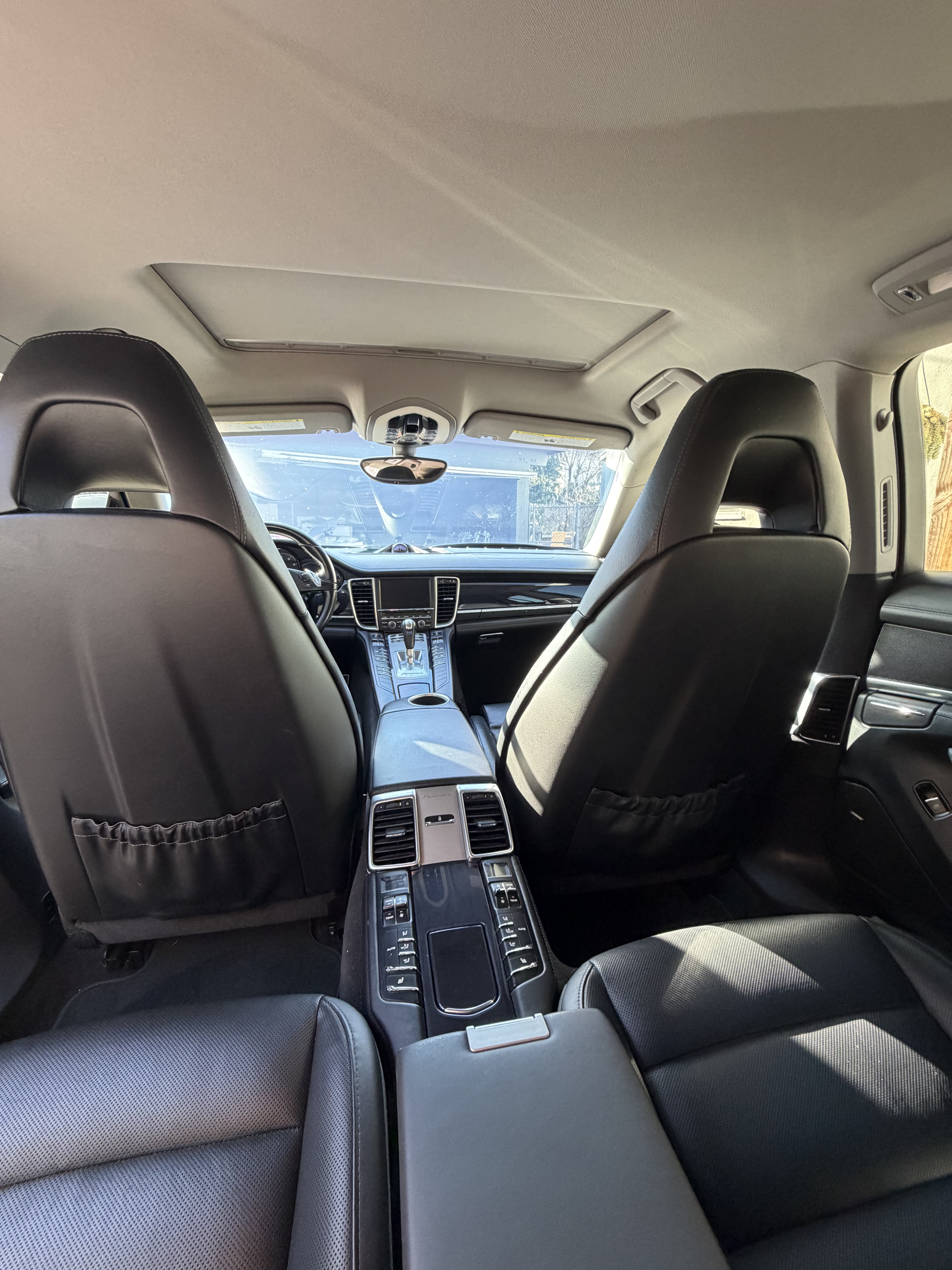 Used 2014 Porsche Panamera image 11
