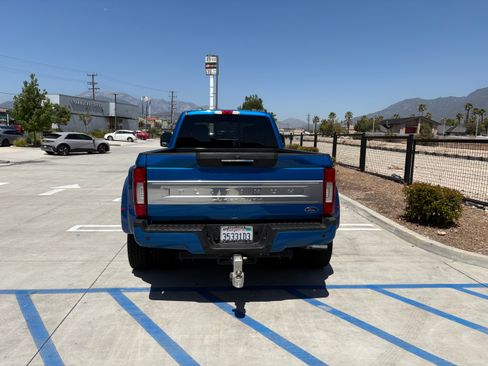 Used 2021 Ford F450 Platinum w/ FX4 Off-Road Package AWD/4WD image 5