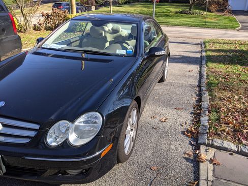 Used 2007 Mercedes-Benz CLK 350 Coupe image 8