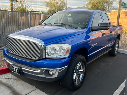 Used 2007 Dodge Ram 1500 Truck SLT w/ Sound & Secure Value Group image 2