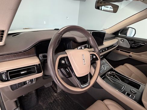 Used 2020 Lincoln Aviator Reserve w/ Equipment Group 202A AWD/4WD image 22