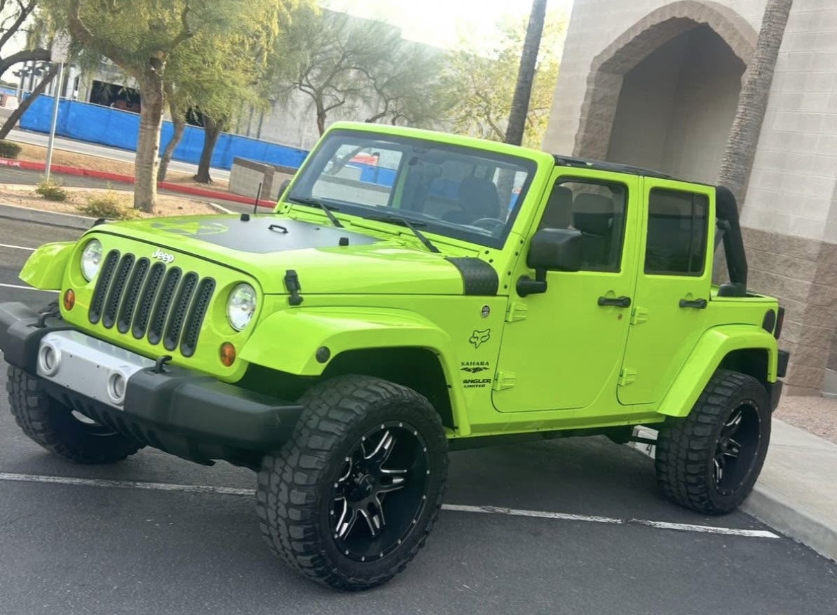 Used 2016 Jeep Wrangler Unlimited Sport w/ Quick Order Package 24S AWD/4WD image 2