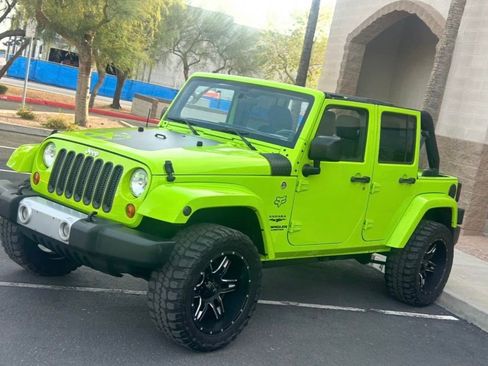 Used 2016 Jeep Wrangler Unlimited Sport w/ Quick Order Package 24S AWD/4WD image 2