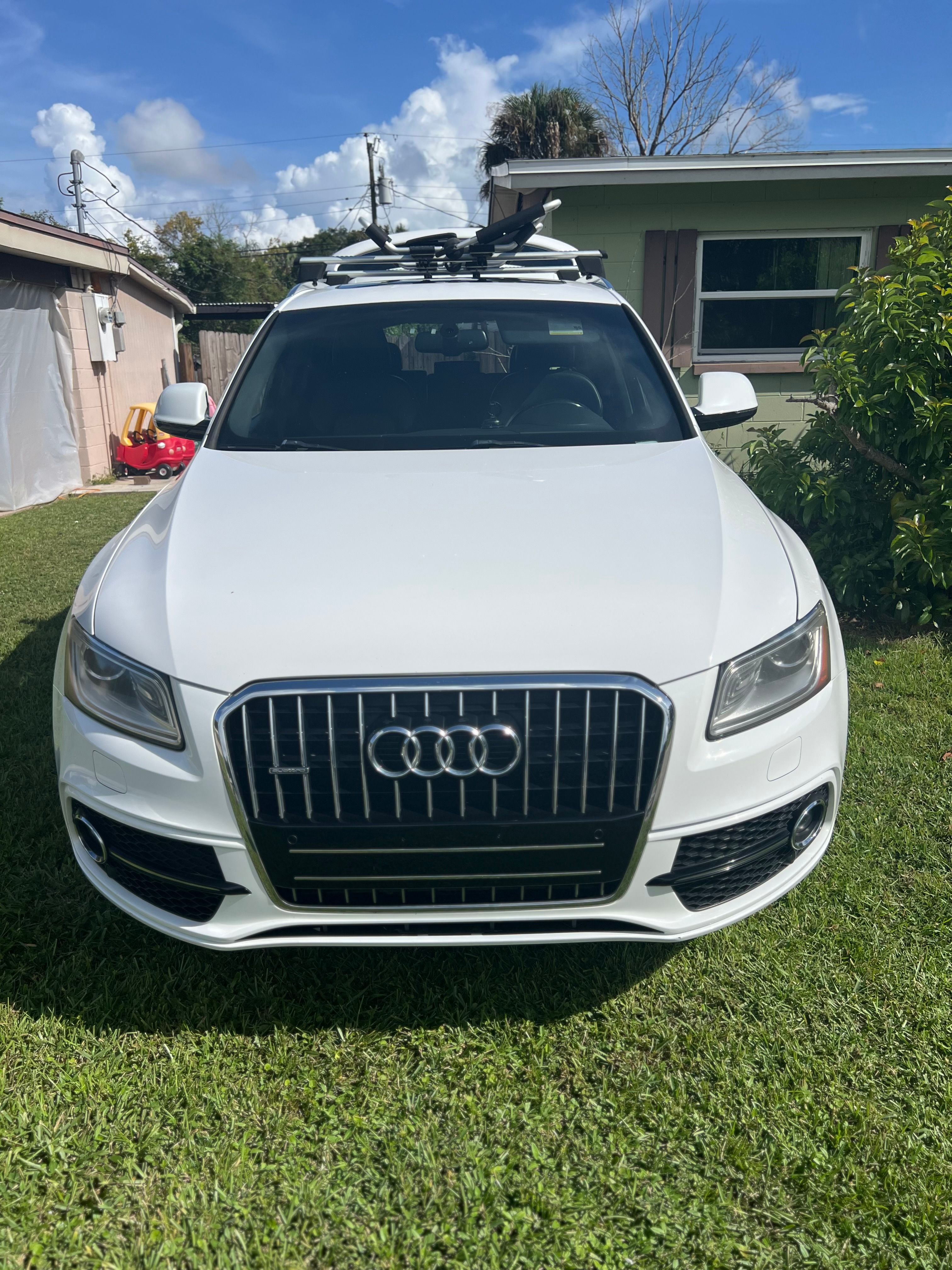 Used 2017 Audi Q5 2.0T Premium Plus w/ Technology Package AWD/4WD image 1