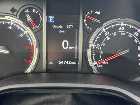 Used 2022 Toyota 4Runner TRD Pro AWD/4WD image 10