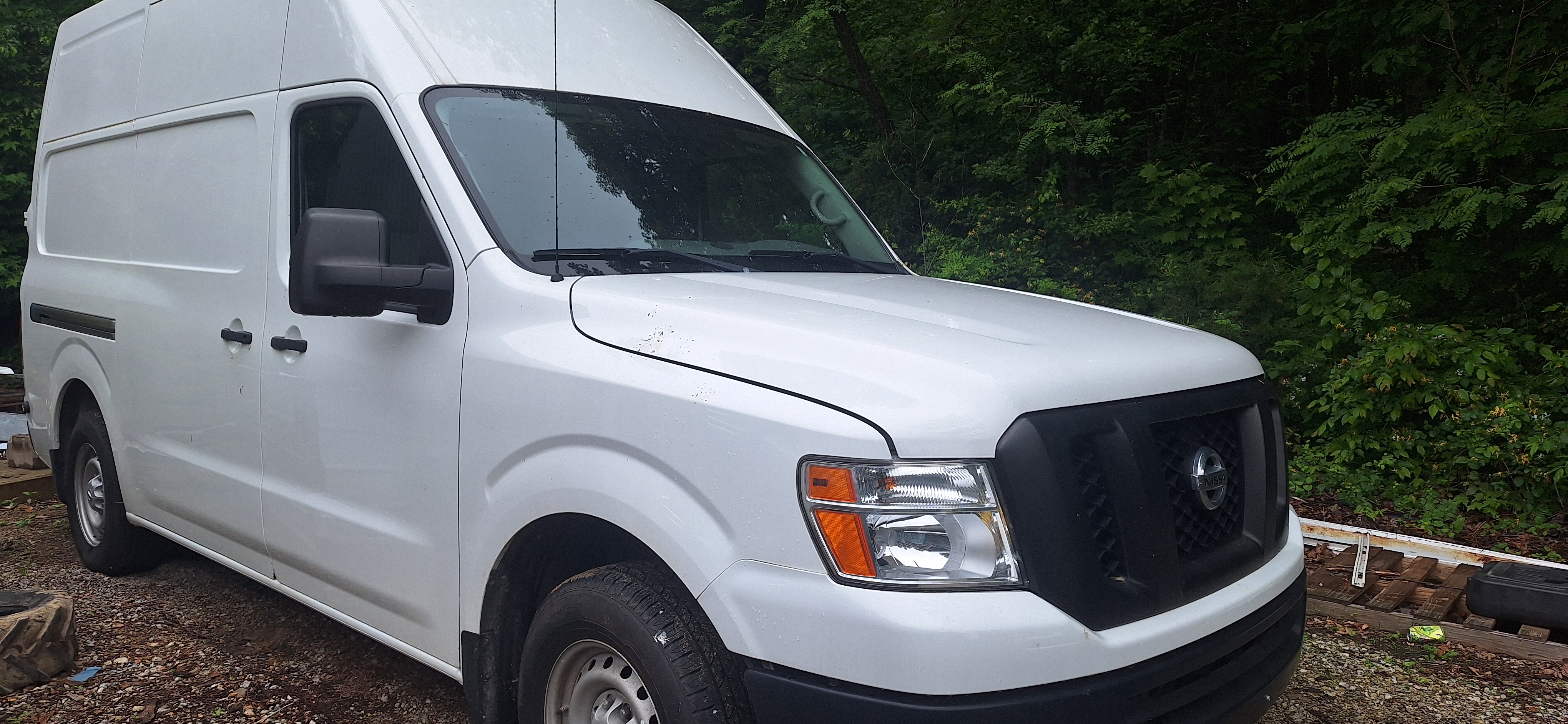 Used 2020 Nissan NV 2500 S RWD image 15