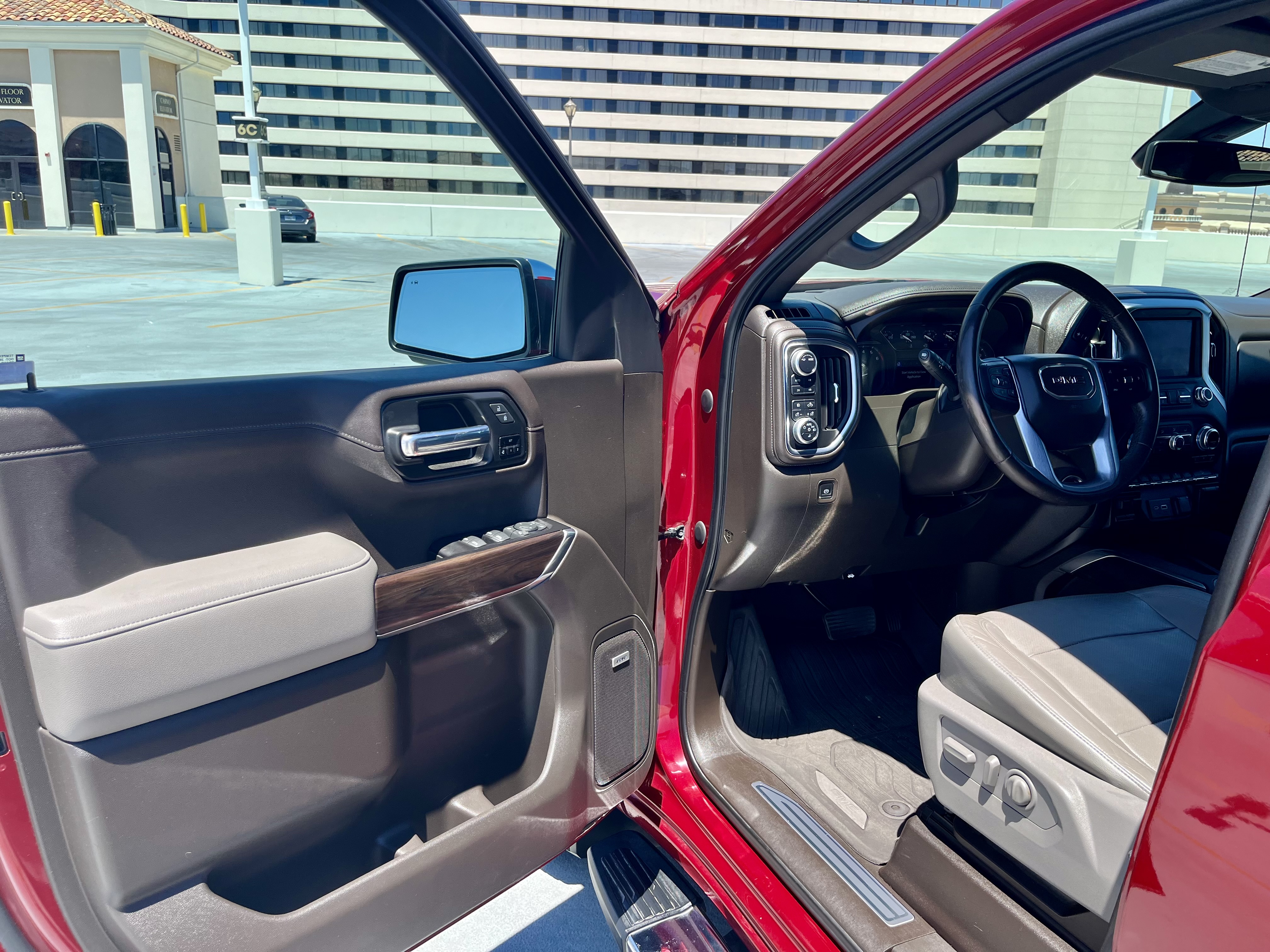 Used 2020 GMC Sierra 1500 SLT w/ SLT Premium Plus Package AWD/4WD image 12