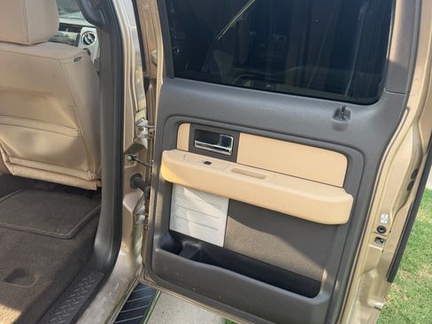 Used 2012 Ford F150 XLT w/ XLT Chrome Pkg AWD/4WD image 15