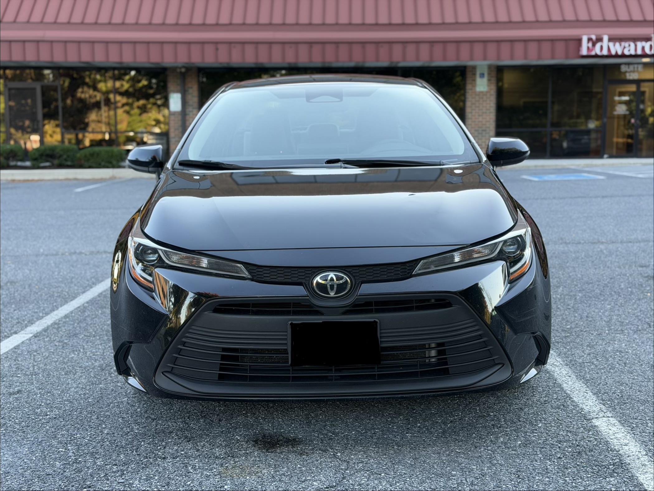 Used 2023 Toyota Corolla LE w/ Carpet Mat Package (TMS) FWD image 6