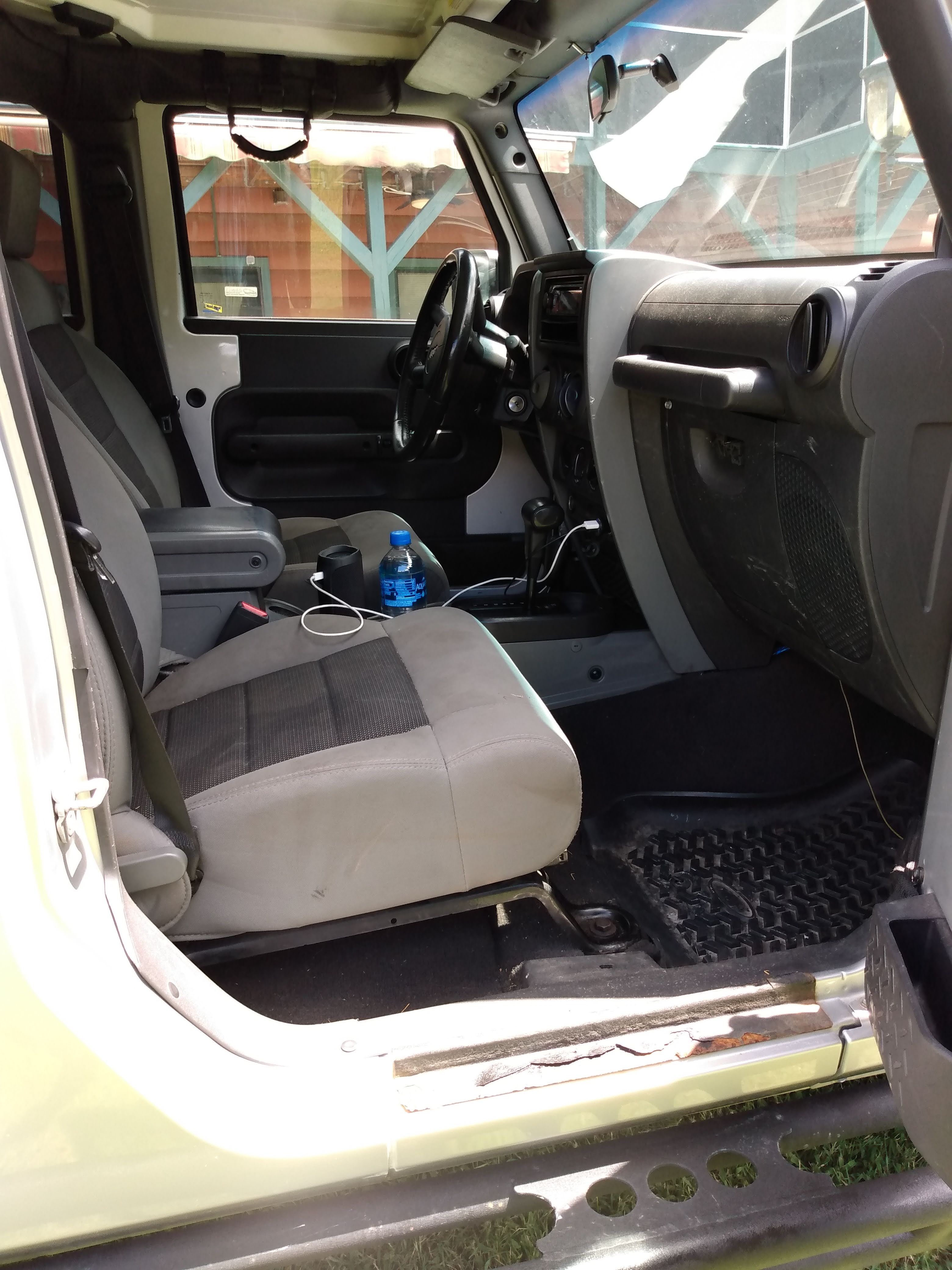 Used 2009 Jeep Wrangler Unlimited X AWD/4WD image 12