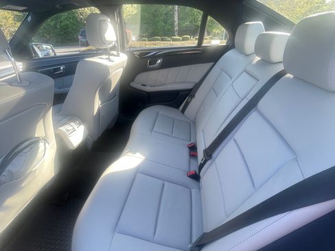 Used 2011 Mercedes-Benz E 350 Sedan image 13