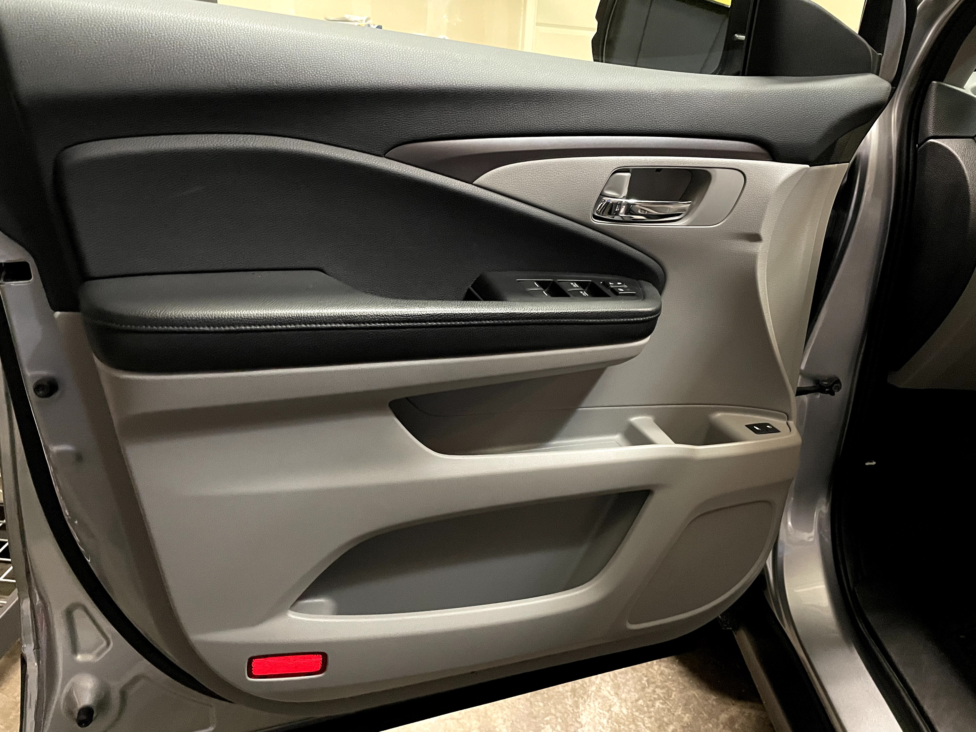 Used 2017 Honda Pilot EX-L image 12