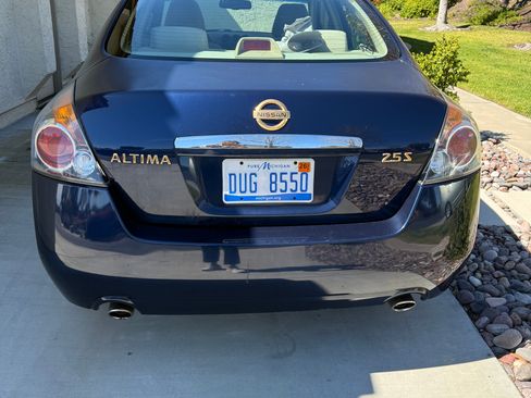 Used 2009 Nissan Altima 2.5 S image 2