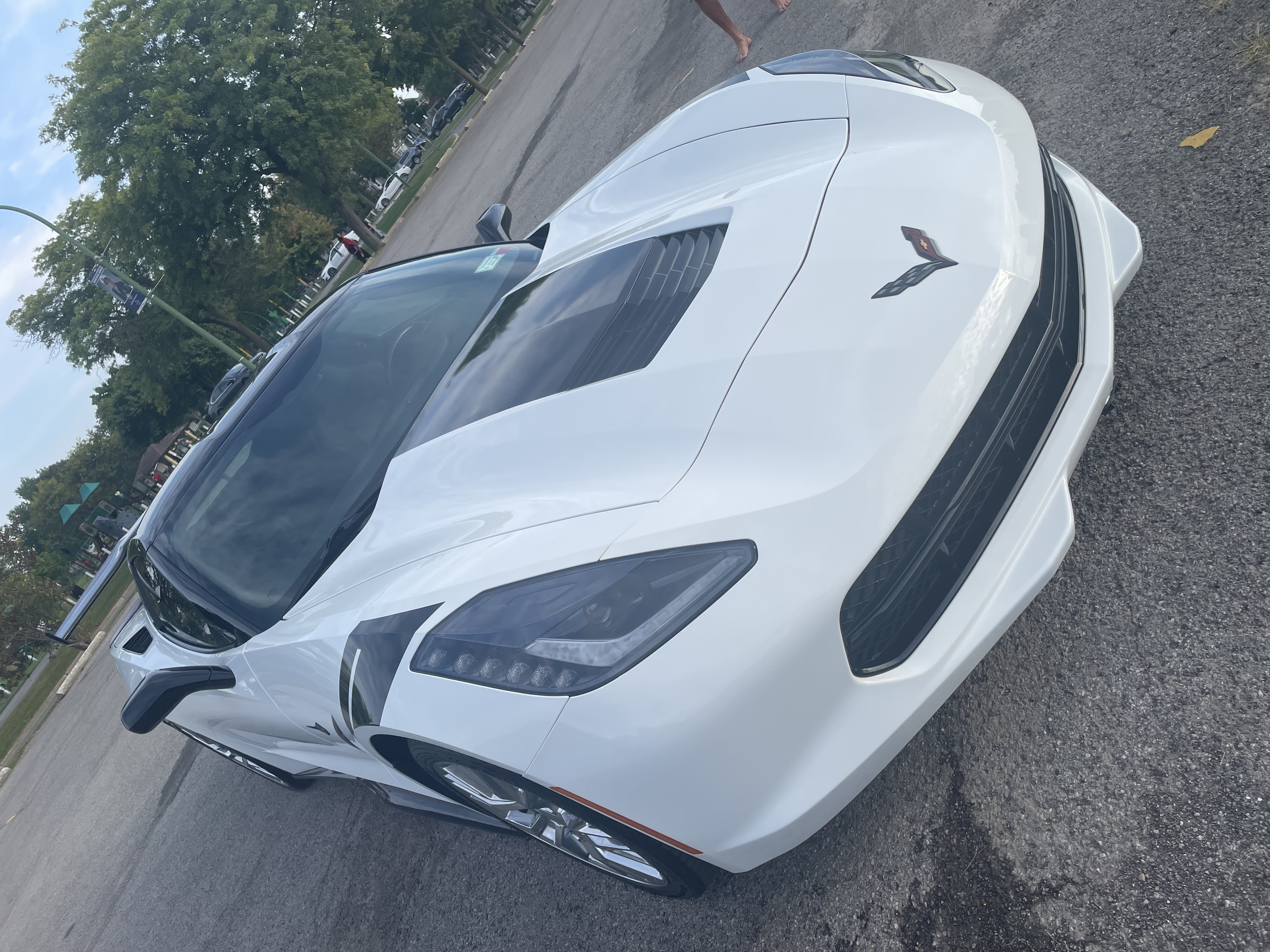 Used 2017 Chevrolet Corvette Stingray Coupe w/ Carbon Flash Badge Package RWD image 8