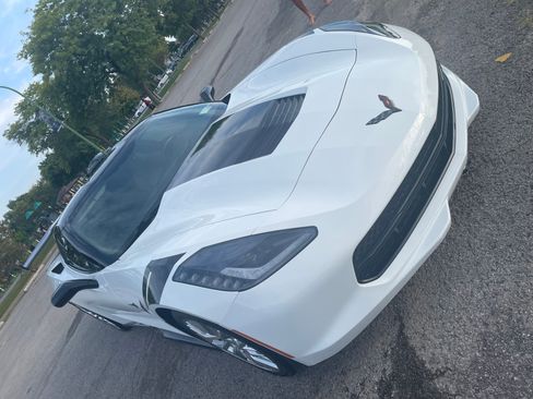 Used 2017 Chevrolet Corvette Stingray Coupe w/ Carbon Flash Badge Package RWD image 8