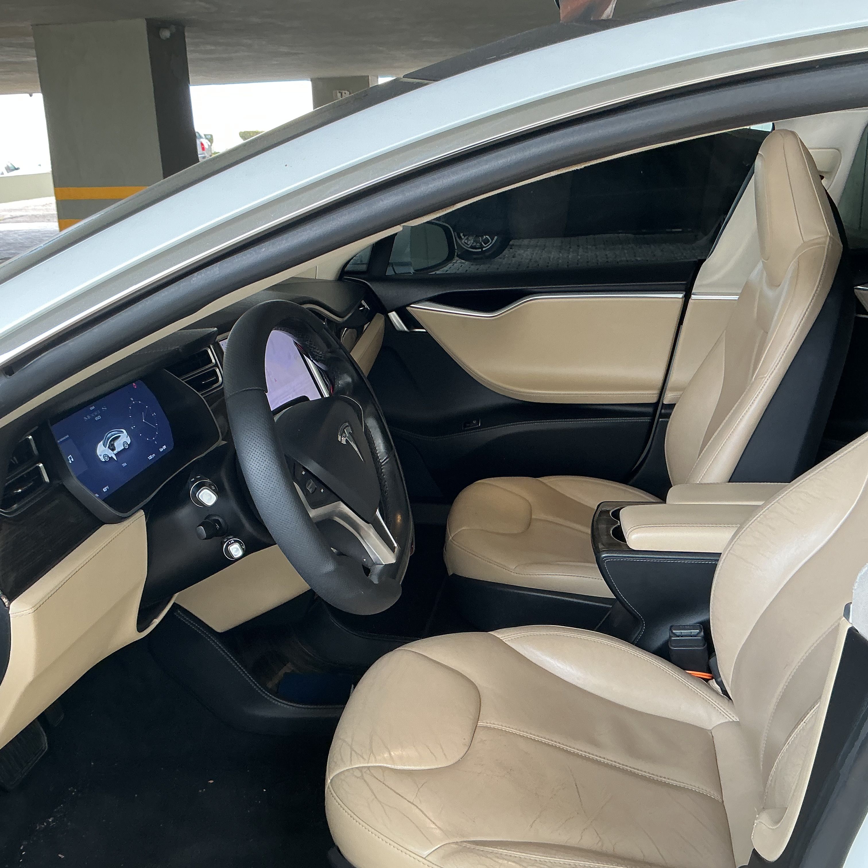 Used 2014 Tesla Model S 60 RWD image 2