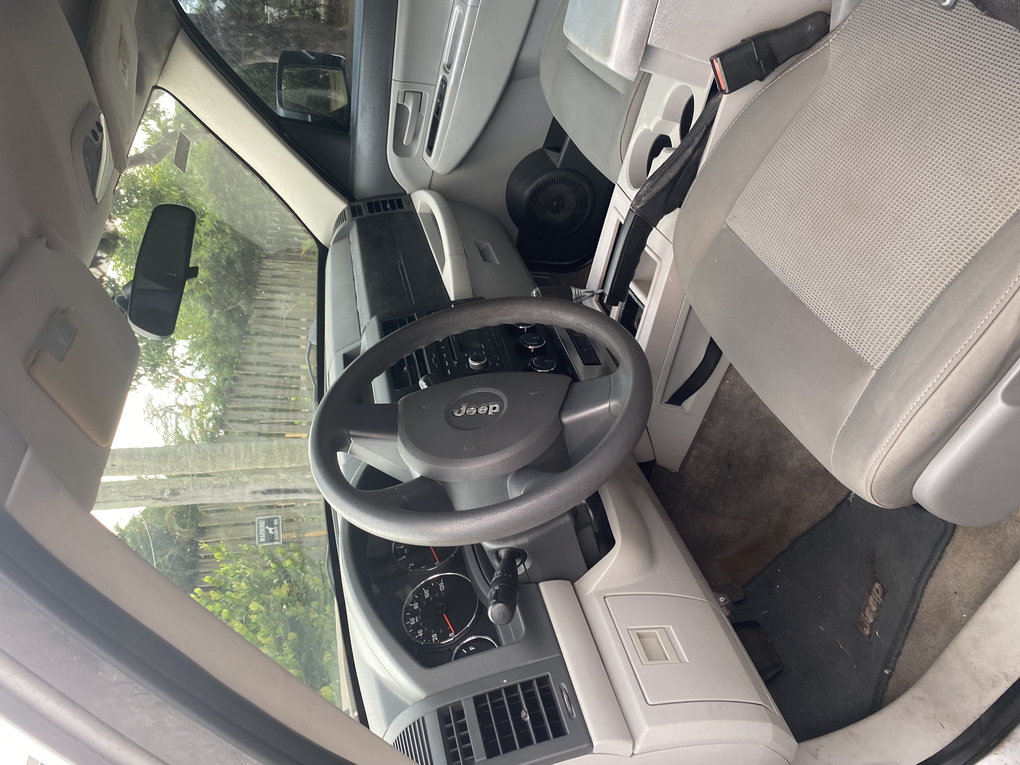 Used 2008 Jeep Liberty Sport RWD image 8