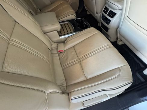 Used 2020 Acura MDX SH-AWD w/ Advance Package image 9