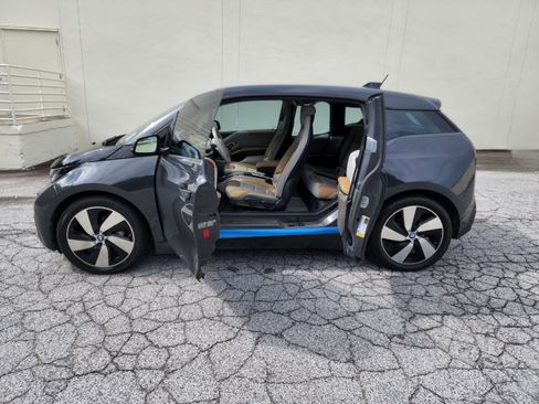 Used 2015 BMW i3 w/ Range Extender image 9