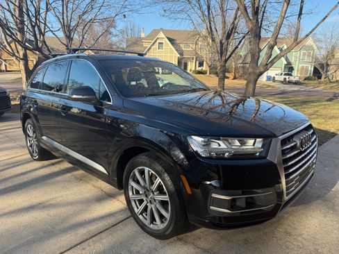 Used 2018 Audi Q7 3.0T Prestige w/ Prestige Package image 4