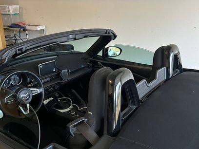 Used 2016 MAZDA MX-5 Miata Club