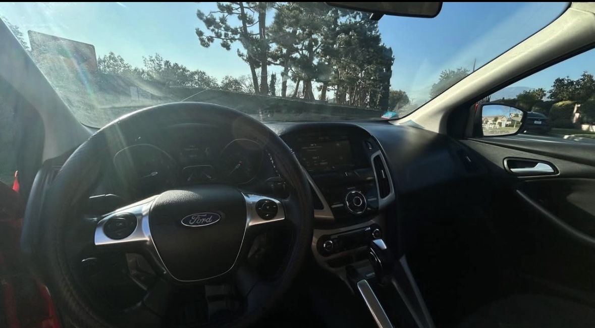 Used 2012 Ford Focus SEL FWD image 12