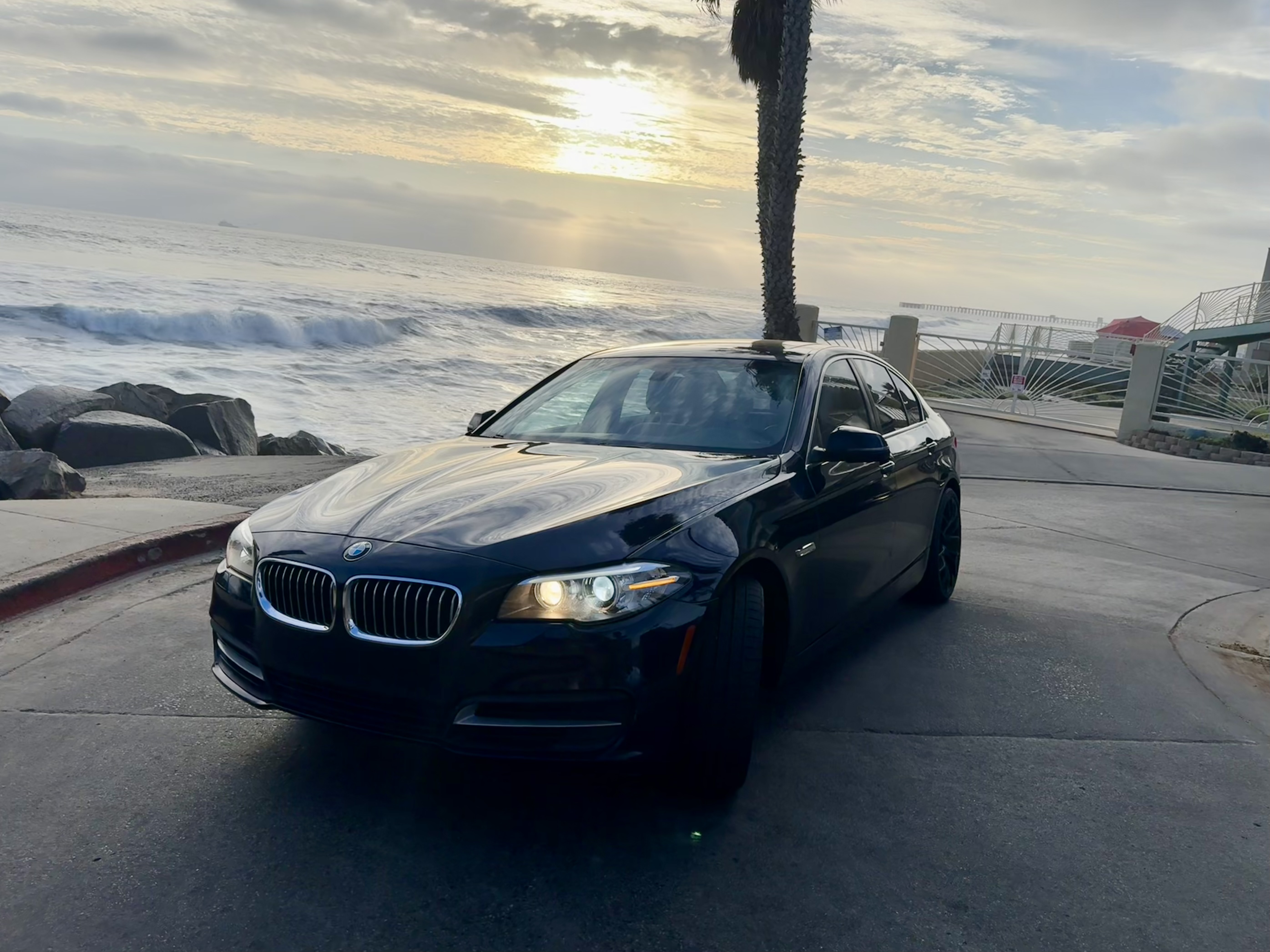 Used 2014 BMW 528i Sedan RWD image 1
