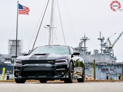 Used 2016 Dodge Charger R/T Scat Pack w/ Technology Group