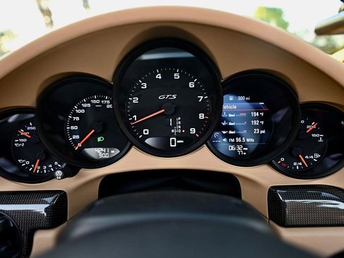 Used 2016 Porsche 911 Carrera 4 GTS image 10