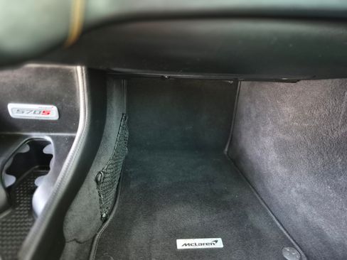 Used 2017 McLaren 570S Coupe RWD image 30