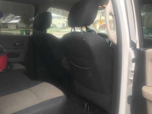 Used 2012 RAM 1500 Classic SLT w/ Remote Start & Security Group image 16