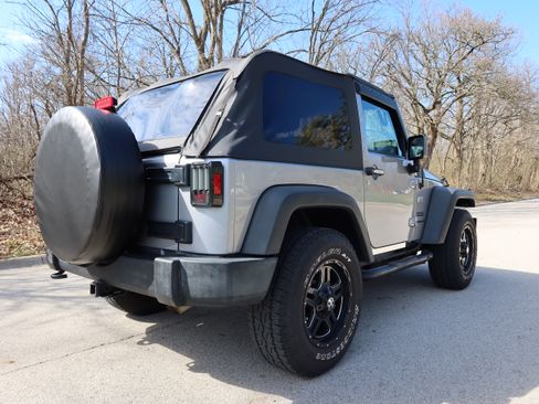 Used 2017 Jeep Wrangler Sport w/ Quick Order Package 24S image 16