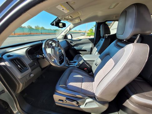 Used 2015 Chevrolet Colorado Z71 w/ LPO, Gearon Bar Package image 8