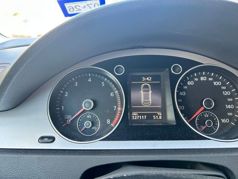 Used 2010 Volkswagen Passat Komfort image 11