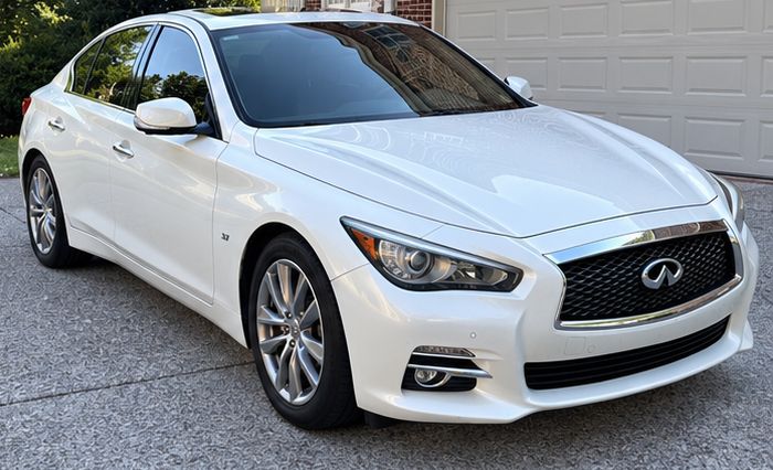 Used 2014 INFINITI Q50 Premium w/ Navigation Package AWD/4WD image 8